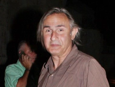Άκης Σακελλαρίου: Θετικά νέα για την εξέλιξη της υγείας του (βίντεο)